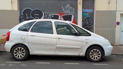 An Artistic Coincidence: Citroën Picasso Meets Pablo Picasso’s Paris