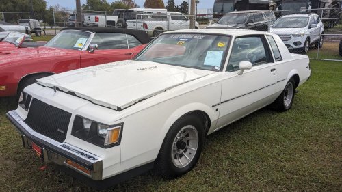 10 sleeper cars that shocked people at the drag strip