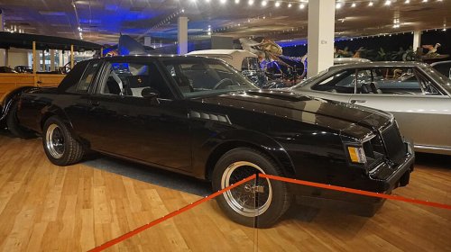 9 legendary muscle cars that dominated the streets