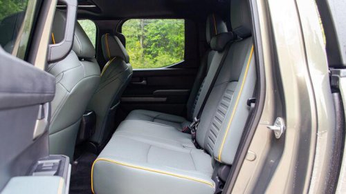 Toyota Tacoma Trailhunter vs Nissan Frontier Pro-4X Comparison