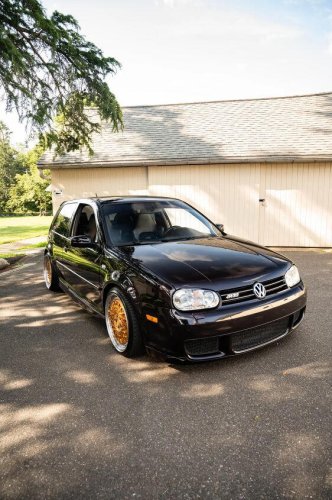 2004 Volkswagen R32 For Sale