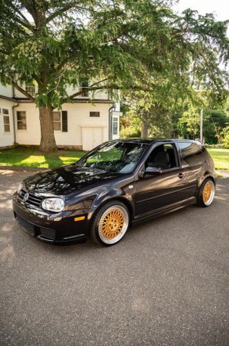 Volkswagen, 2004 Volkswagen R32 For Sale