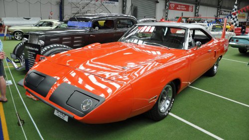 8 muscle cars that defined the golden age of performance