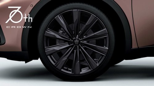 Citroën | アストンマーティン | ベントレー | シトロエン | フィアット | スマート | トヨタ | ロータス | ビュイック | キャデラック | クライスラー | クプラ | レクサス | マクラーレン | フォルクスワーゲン | アキュラ | フェラーリ | ランボルギーニ | ランドローバー | マセラティ | テスラ | アウディ | ホンダ | ヒョンデ | インフィニティ | メルセデス・ベンツ | シボレー | ジェネシス | ポルシェ | シュコダ | アルピーヌ | フォード | ジャガー | ジープ | プジョー | ルノー | ロールス・ロイス | スズキ | メルセデス | スバル | ヤマハ | マツダ | ダイハツ | アルファロメオ | アルピナ | キア | ブガッティ | 「KINTO FACTORY」が「トヨタ・クラウン」シリーズをカスタマイズできる新アイテムをリリース