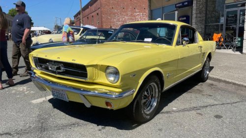 8 cars that made every drive feel exciting in the 1960s