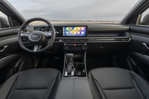 2026 Ford Maverick Lobo vs. 2026 Hyundai Santa Cruz Limited. Which one is right for you?