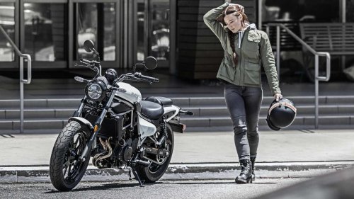 Kawasaki Eliminator: The cruiser that feels surprisingly athletic in corners