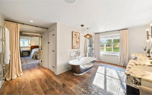 Ellen DeGeneres to sell Cotswolds home for £22.5m