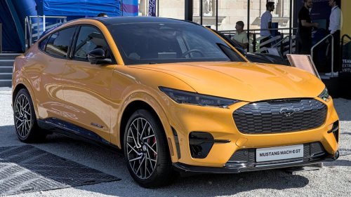 7 cars that turn acceleration into a different experience