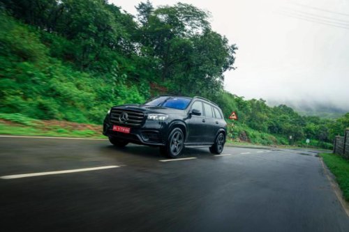 Mercedes-Benz, Mercedes-Benz GLS, 2025 Mercedes-Benz GLS 450d AMG Line: Torque of the town