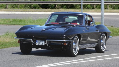 The 1963 Chevrolet Corvette split-window lasted only one year for a reason