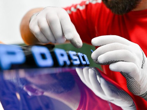 Porsche says its business model “no longer works”