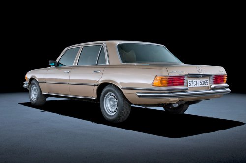 Los coches con los motores más grandes jamás fabricados