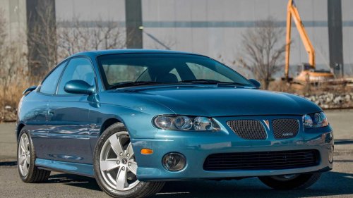 Pontiac, Pontiac GTO revival: Nostalgia meets modern muscle in the 2000s