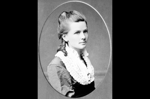 The most famous firsts in the auto world