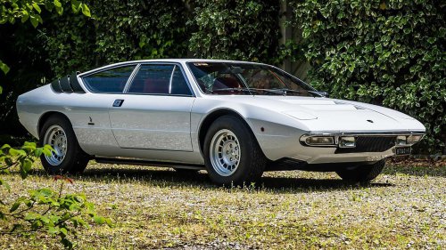 The 10 smallest V8s ever put in production cars