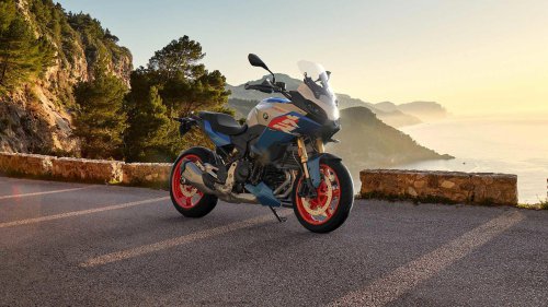 A touring bike that feels relaxed, refined, and surprisingly fun