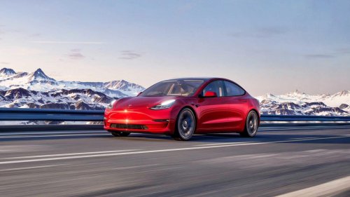 3-year-old cars and SUVs with huge depreciation worth buying right now