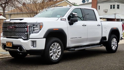 10 Pickup Trucks That Seat 6 People &amp; 10 That Could Never