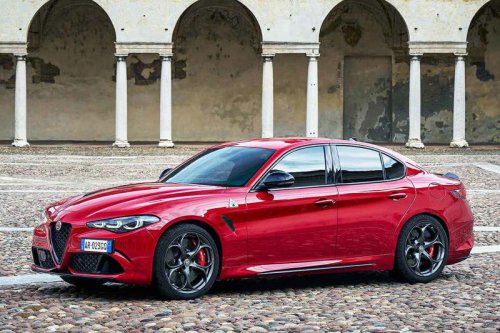 アルファロメオ「ジュリア」に新グレード「スプリント」が追加、魅力がつまったエントリーモデル