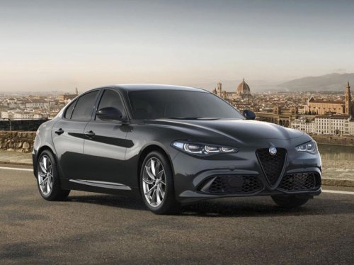アルファロメオ「ジュリア」に新グレード「スプリント」が追加、魅力がつまったエントリーモデル