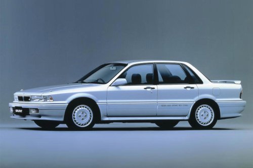 Los coches olvidados de los 1990