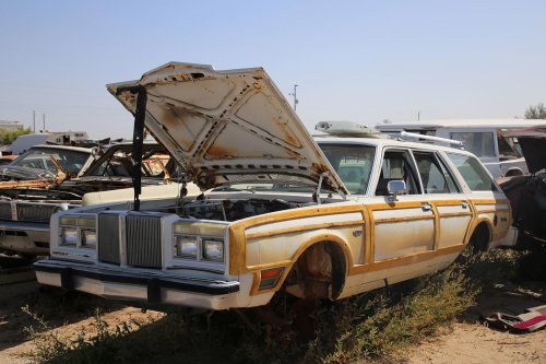 Junkyard Gems of Hidden Valley Auto Parts in Maricopa, Arizona