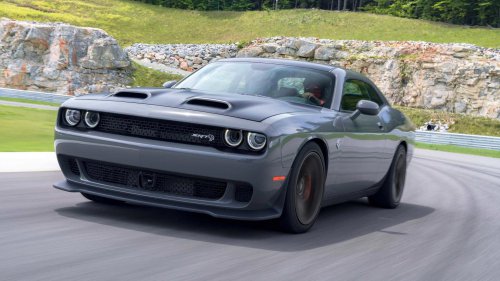 Dodge Challenger SRT Hellcat manual pricing: Clean vs. near new
