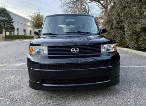 2005 Scion xB