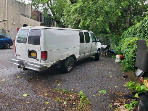 2001 Ford E350 Econoline