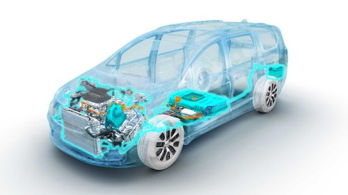 Hybrids: Bridge technology or long-term solution? Auto experts debate