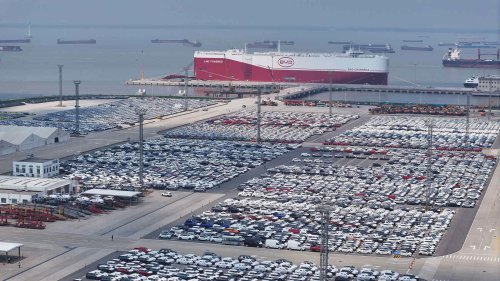 “No los queremos aquí, son un cáncer”: el político que desata la polémica sobre los coches chinos y pide una “quimioterapia”