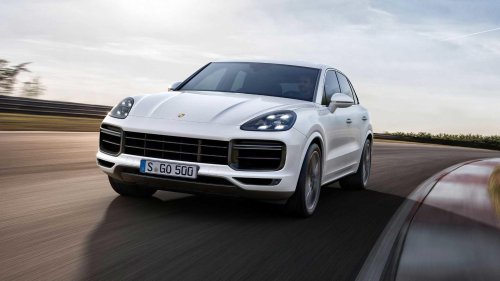 2019 Porsche Cayenne vs. 2026 Honda CR-V: A used luxury bargain