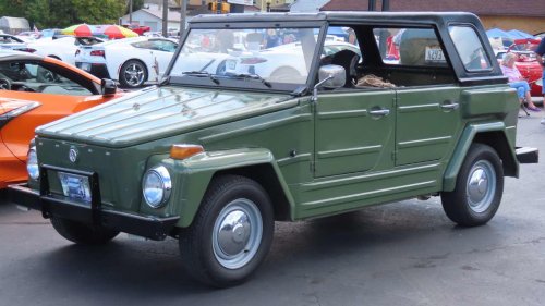 8 vehicles that became icons despite poor early sales