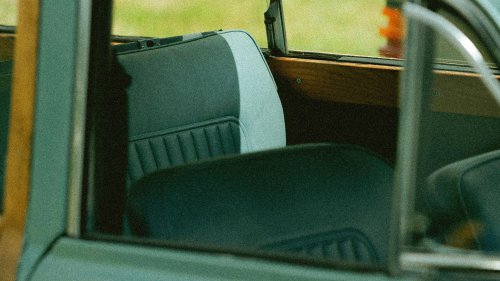 20 Old-School Car Features You Probably Miss