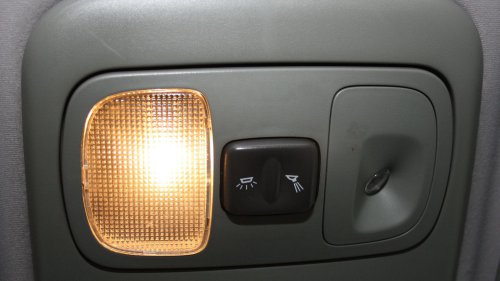 20 Old-School Car Features You Probably Miss