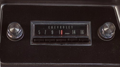 20 Old-School Car Features You Probably Miss