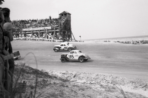 Old-School Raceways Bringing the Speed On Dirt