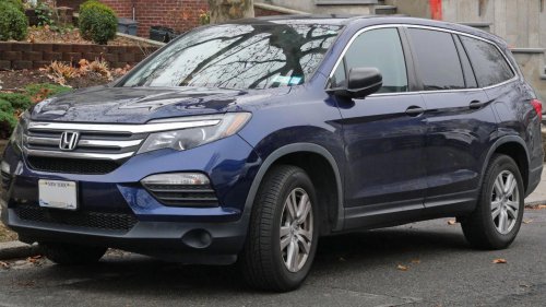 7 reliable used SUVs that regularly hit 300,000 miles