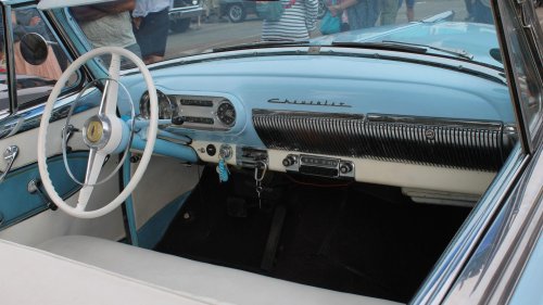 The 10 Worst Things About Owning A Classic Car &amp; 10 Huge Benefits
