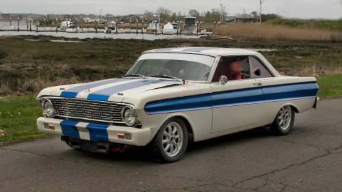 10 Gorgeous Classic Cars From The '60s That Are Now Dirt Cheap