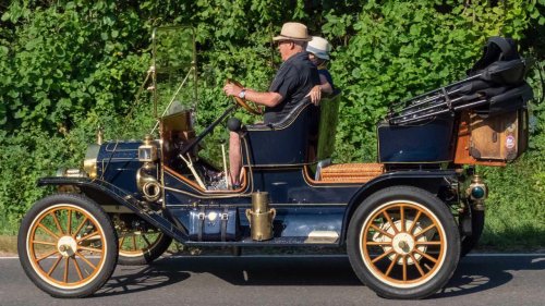 9 vehicles that changed how cars are built forever