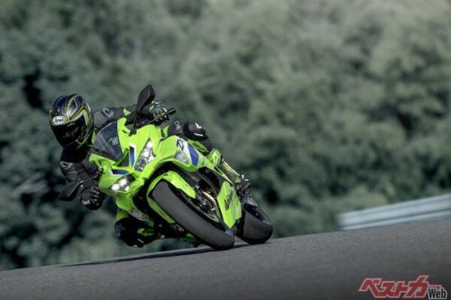 カワサキ「Ninja ZX-4R SE／ZX-4RR」2025新色登場！ 最新機能も進化