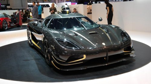 10 performance cars that redefined speed