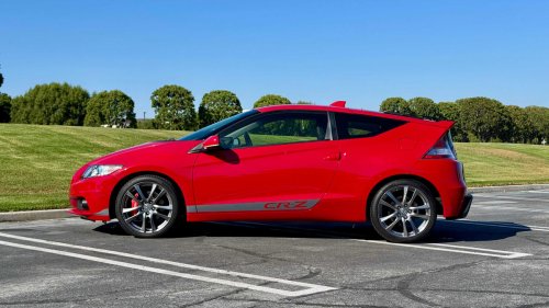 The hybrid sports car that depreciated like a rock, but runs like a tank
