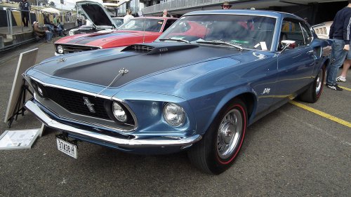 11 muscle cars that made history