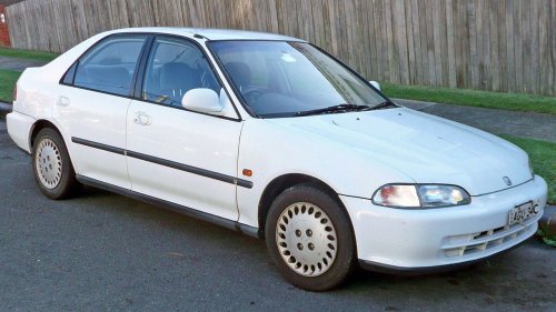 7 vehicles from the 1990s that still won’t quit
