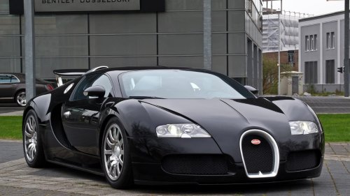 10 performance cars that redefined speed