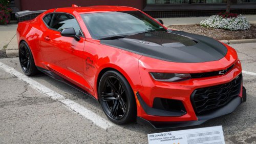 Muscle Cars, 9 Muscle cars with insane horsepower ratings