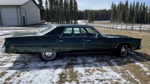 Chrysler, 1975 Chrysler Imperial: The Luxury Sedan with Living Room Comfort